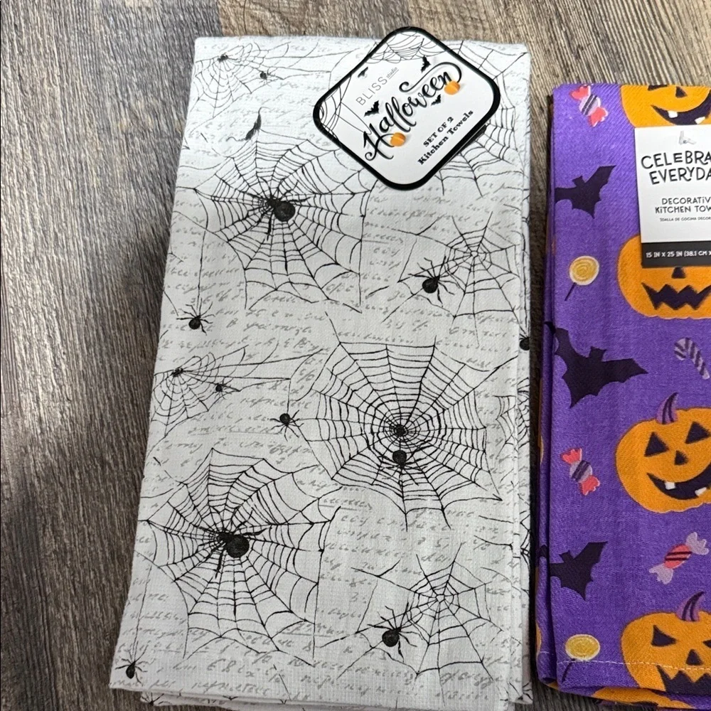 Set of 8 Halloween Themed Kitchen Towels Set